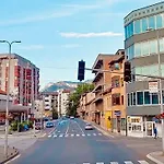Apartman5 Centar アパート コニツ
